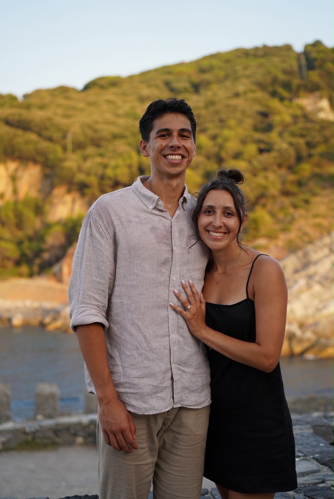 ʻAkahi and Isabella together